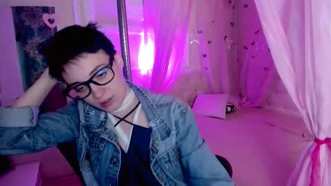 Ericka online show from November 23, 5:00 pm