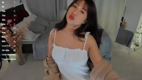erika_kim online show from March 15, 6:51 am