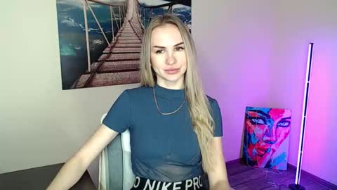 Erika online show from February 23, 1:13 pm