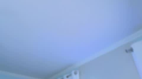 Snapshot of erinswallows chatting on October 15, 3:43 am ErinSwallows online show from October 15, 3:43 am