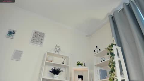 Sofia online show from March 22, 10:30 am