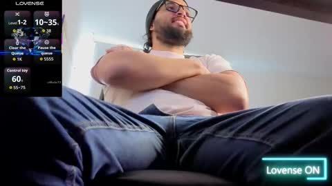Snapshot of ernesto_rodriguez_82 chatting on September 23, 3:28 pm ernesto rodriguez 82 online show from September 23, 3:28 pm