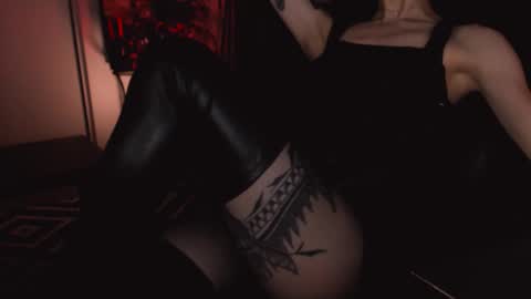 erohaze online show from September 17, 4:43 pm