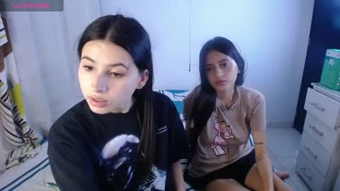 Snapshot of erosgirls_ chatting on September 26, 3:58 am erosgirls_ online show from September 26, 3:58 am