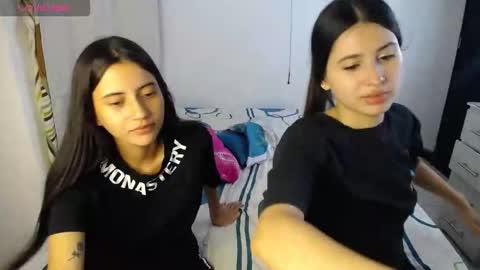 Snapshot of erosgirls_ chatting on September 25, 3:57 am erosgirls_ online show from September 25, 3:57 am