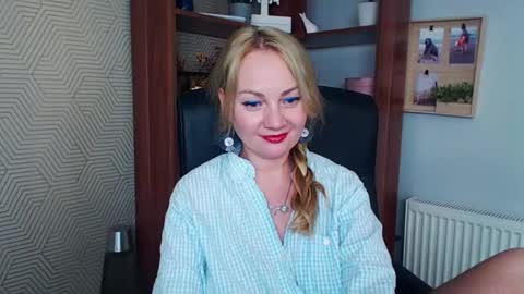 KAYA online show from November 17, 5:59 pm