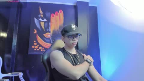Snapshot of eryonbradley chatting on September 16, 11:12 am Eryon online show from September 16, 11:12 am