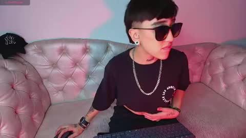 Snapshot of eryx_eriscor chatting on September 26, 2:47 pm Eryx online show from September 26, 2:47 pm
