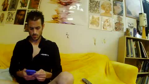 Snapshot of esc_del chatting on September 15, 11:01 am esc del online show from September 15, 11:01 am