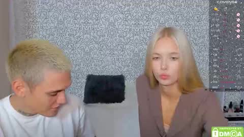 Snapshot of eshcka chatting on October 8, 1:17 pm Megan and Brad online show from October 8, 1:17 pm