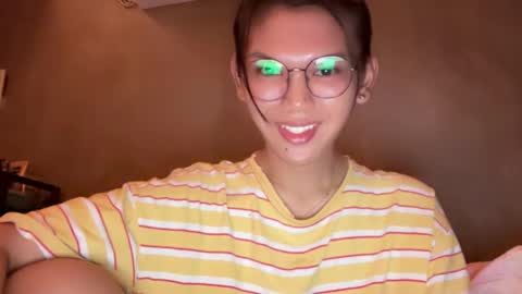 Chelliane online show from March 19, 1:22 am