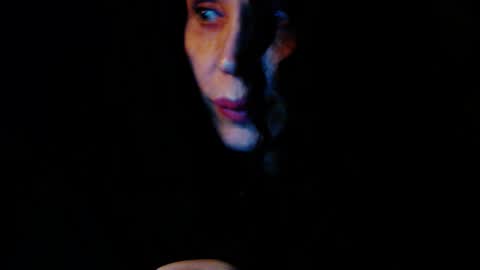 Esther online show from March 12, 8:31 pm