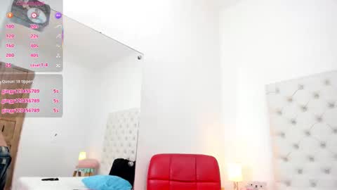 esmeralda  online show from November 19, 3:55 pm