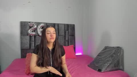 Perla online show from March 24, 7:25 am