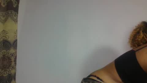 esmeraldae online show from October 24, 8:42 pm