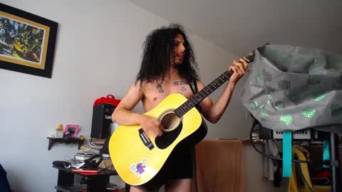 Esnider online show from February 7, 5:07 pm