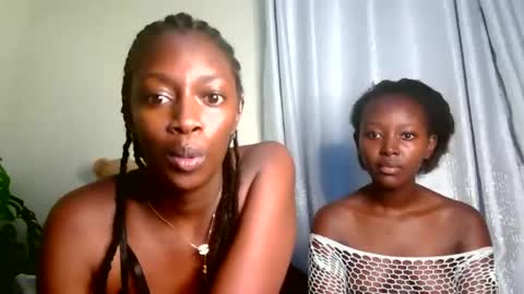 essypetite online show from November 17, 8:55 pm