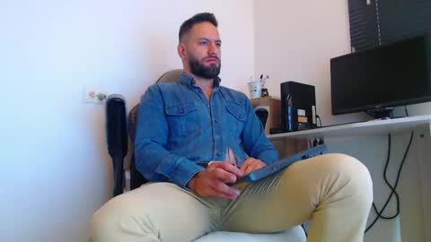 esteban online show from February 23, 2:08 pm