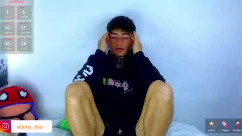 Snapshot of estebanchar_ chatting on January 28, 5:24 pm Esteban independent model online show from January 28, 5:24 pm