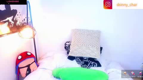 Snapshot of estebanchar_ chatting on September 9, 1:33 pm Esteban independent model online show from September 9, 1:33 pm