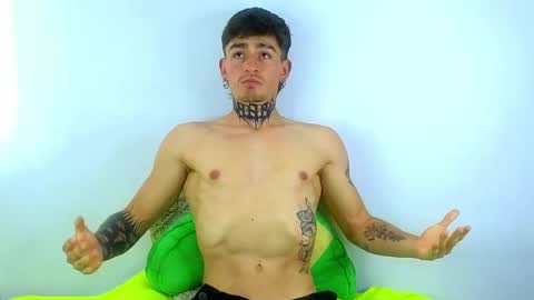 Snapshot of estebanchar_ chatting on March 8, 5:11 pm Esteban independent model online show from March 8, 5:11 pm