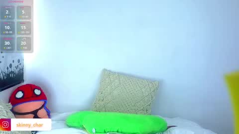 Snapshot of estebanchar_ chatting on January 28, 2:21 pm Esteban independent model online show from January 28, 2:21 pm