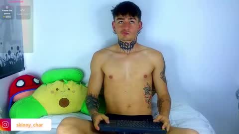Snapshot of estebanchar_ chatting on January 31, 12:29 pm Esteban independent model online show from January 31, 12:29 pm