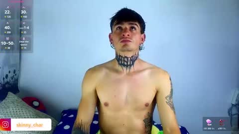 Snapshot of estebanchar_ chatting on February 20, 11:21 pm Esteban independent model online show from February 20, 11:21 pm