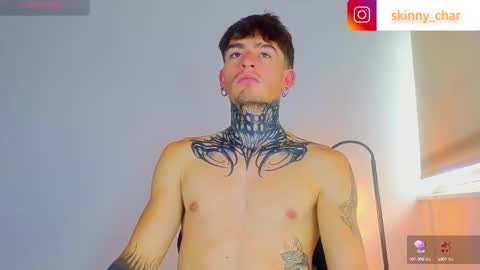 Snapshot of estebanchar_ chatting on October 17, 5:28 pm Esteban independent model online show from October 17, 5:28 pm