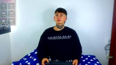 Snapshot of estebanchar_ chatting on February 26, 12:49 pm Esteban independent model online show from February 26, 12:49 pm