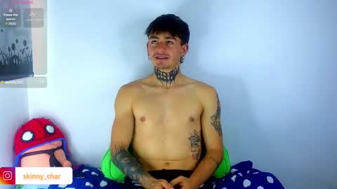 Snapshot of estebanchar_ chatting on February 13, 3:03 pm Esteban independent model online show from February 13, 3:03 pm