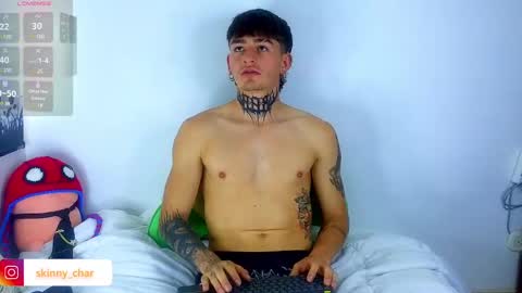 Snapshot of estebanchar_ chatting on January 30, 3:08 pm Esteban independent model online show from January 30, 3:08 pm