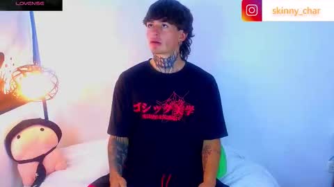 Snapshot of estebanchar_ chatting on September 17, 12:19 pm Esteban independent model online show from September 17, 12:19 pm