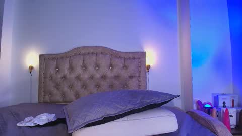 Snapshot of estebanperez_ chatting on September 11, 3:24 pm Esteban online show from September 11, 3:24 pm