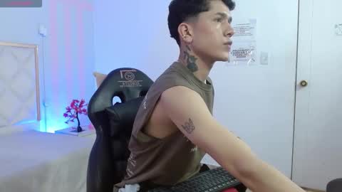 estefan_tay online show from February 9, 3:10 am