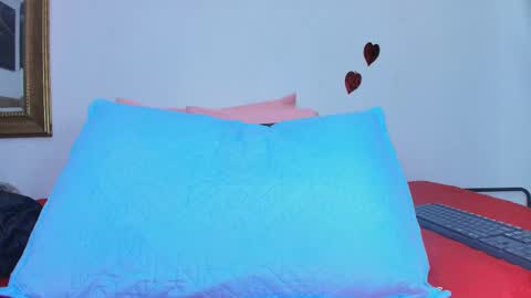 Snapshot of estrella_hanks_ chatting on February 26, 11:54 am Estrella online show from February 26, 11:54 am