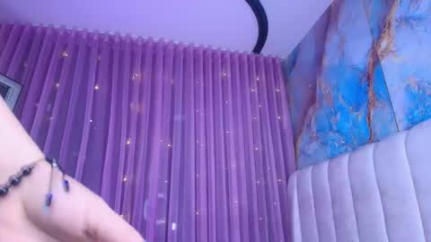 Estrella online show from March 26, 11:59 am