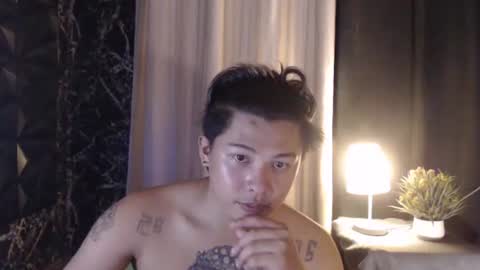 Snapshot of esward_tynn chatting on September 23, 6:58 pm im esward tynn online show from September 23, 6:58 pm