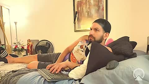 eternallyliftedxl online show from April 3, 8:27 pm