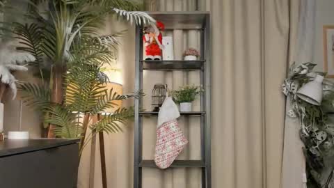 Natalie online show from December 20, 6:09 am