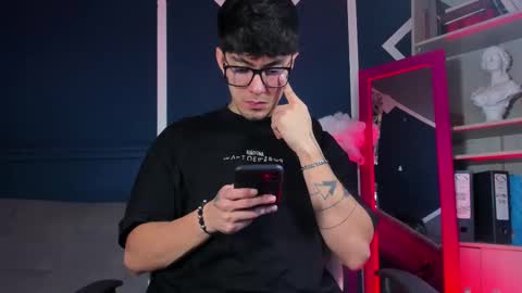 Etham online show from December 1, 4:05 pm