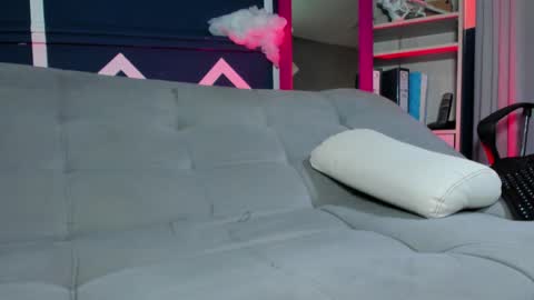 Etham online show from November 26, 2:47 pm