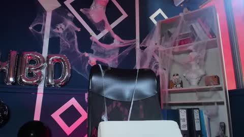 Etham online show from October 28, 2:07 pm