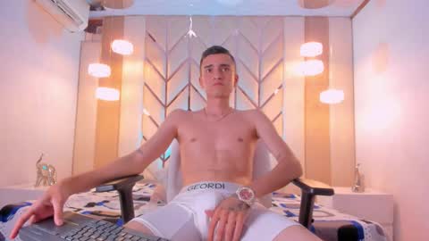 Ethan online show from February 17, 8:30 pm