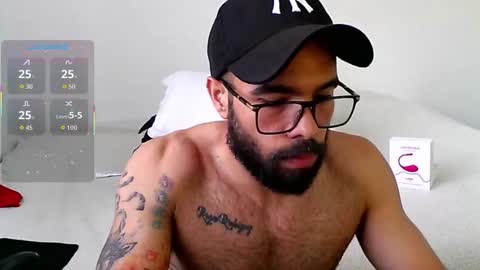 Ethan online show from October 14, 5:49 pm