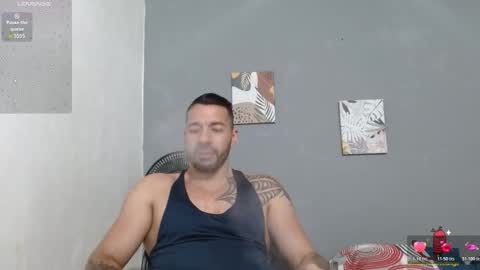 Ethan and Tom online show from November 28, 12:23 pm