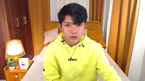 ethan_lauren online show from April 14, 12:41 pm