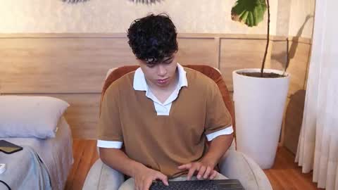 ethan_occonor online show from February 13, 12:52 pm