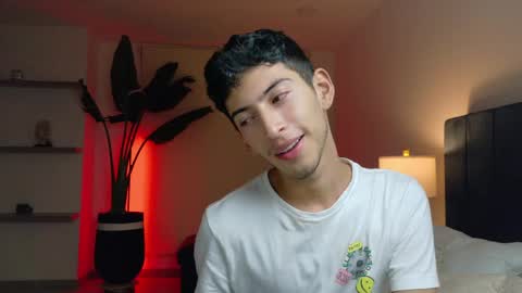 Joan online show from April 11, 3:44 am