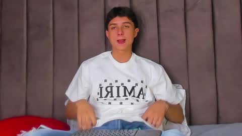 Snapshot of ethanlowell chatting on February 23, 8:00 pm ethanlowell online show from February 23, 8:00 pm
